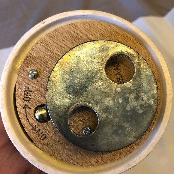 Vtg Santa w/ Presents Rotating Music Box “Jingle Bell Rocks” Otagiri Japan - Picture 4 of 5